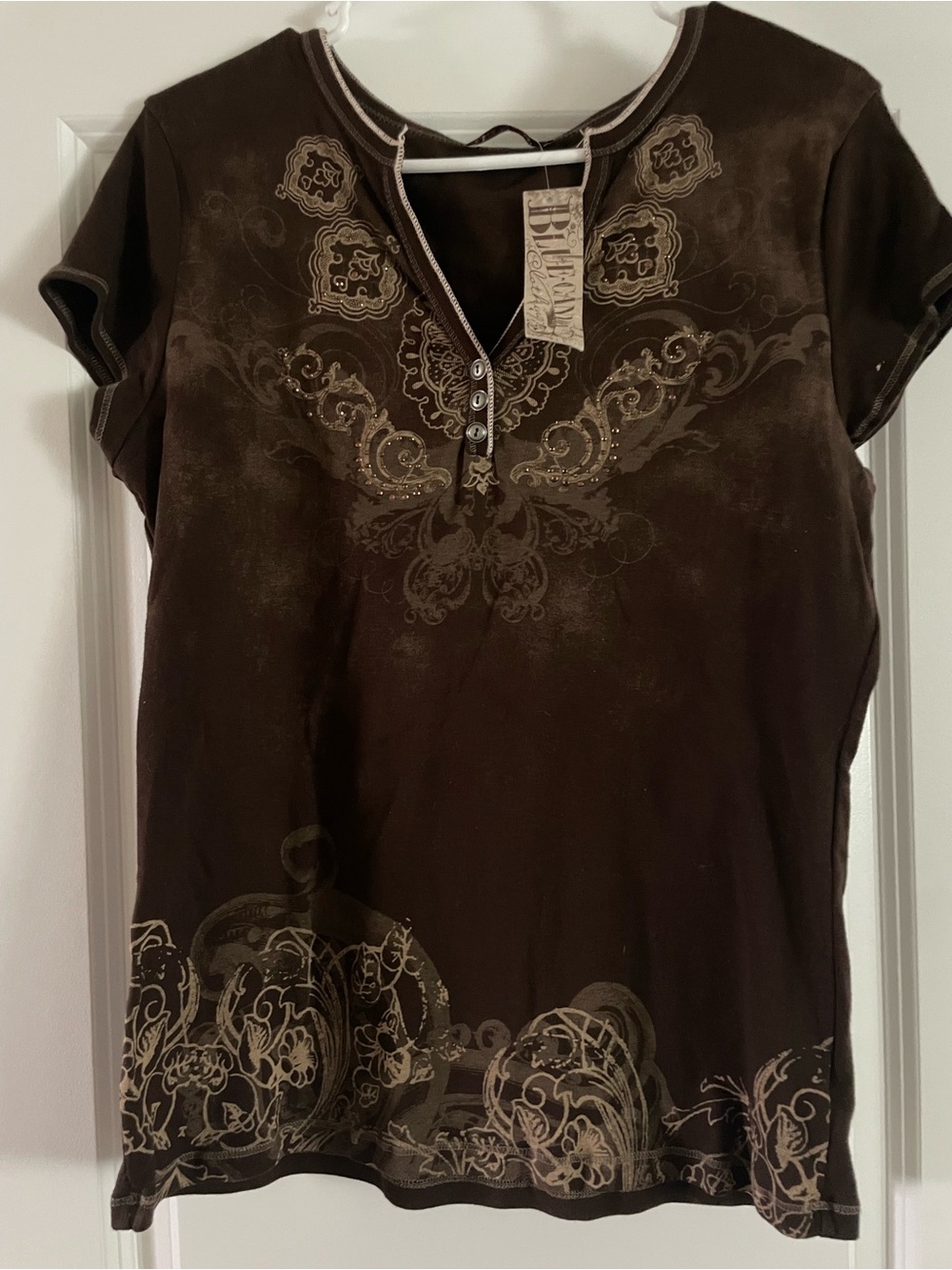 Brown Embellished Short Sleeve Tee by BKE